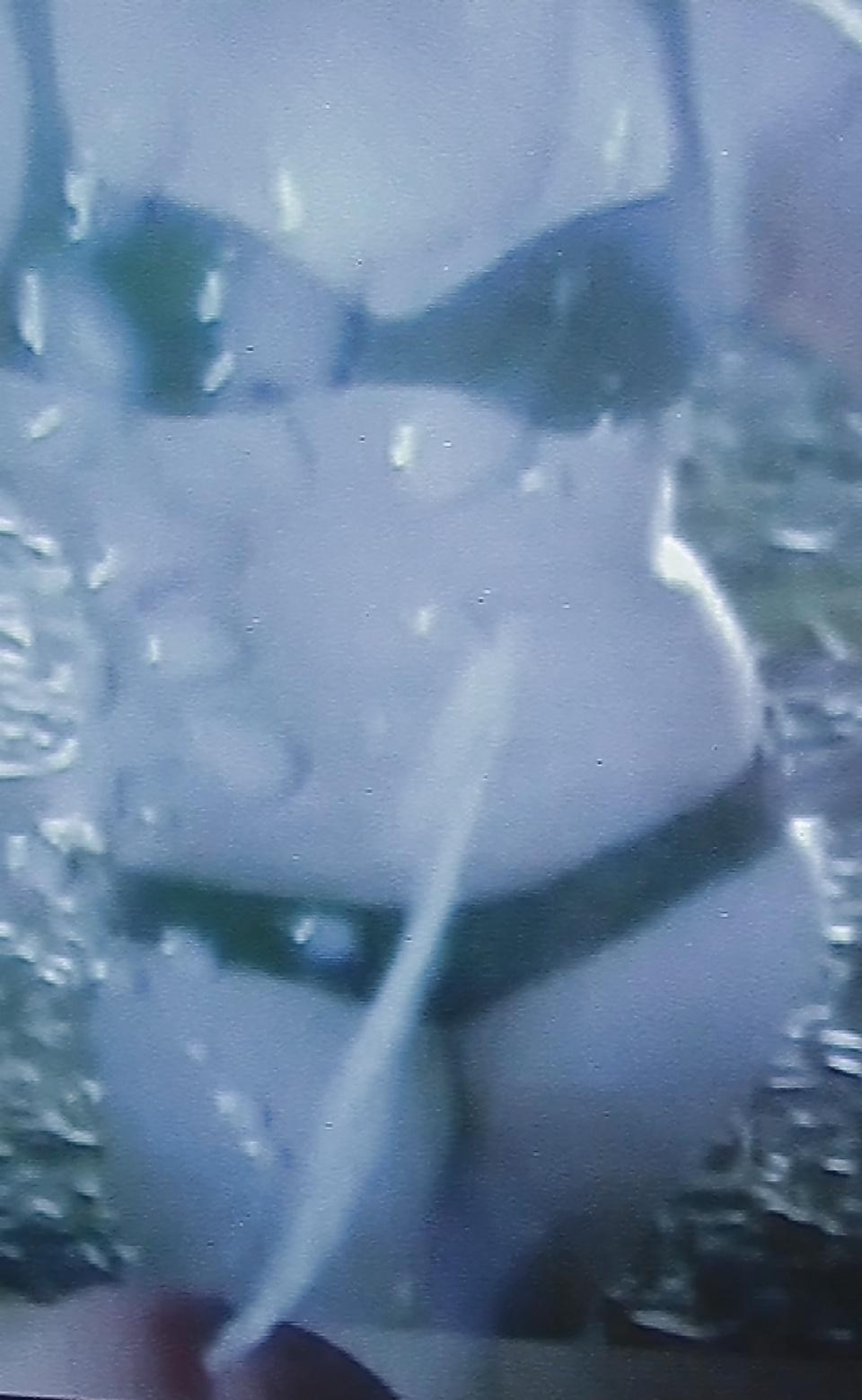 16P Cum shoots on fatty girls