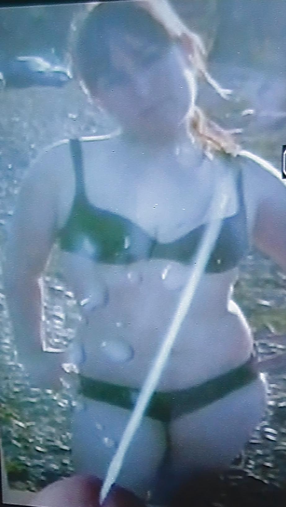 16P Cum shoots on fatty girls