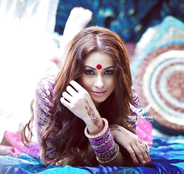 25P INDIAN BABES