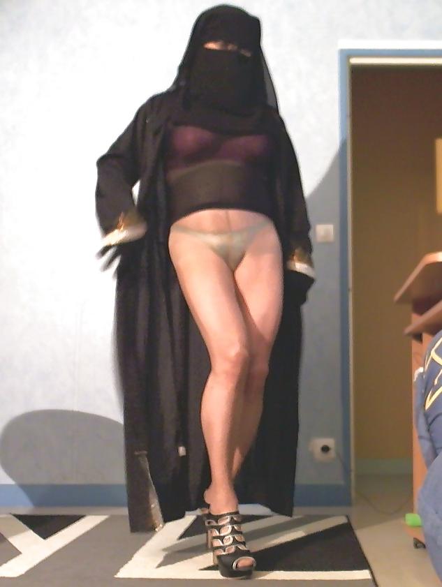17P Beurette salope en niqab