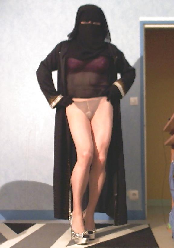 17P Beurette salope en niqab