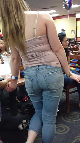 7P Candid Teen Big Tanktop Cleavage