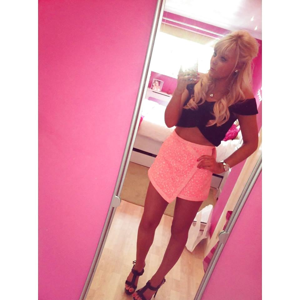 25P Anglaises en talon Engilsh babes in high heels ep6