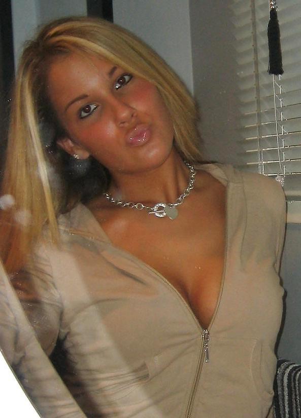 14P Sexy No Nude Babes