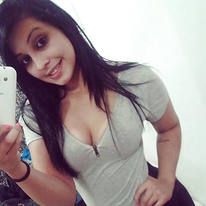 25P Indian babes