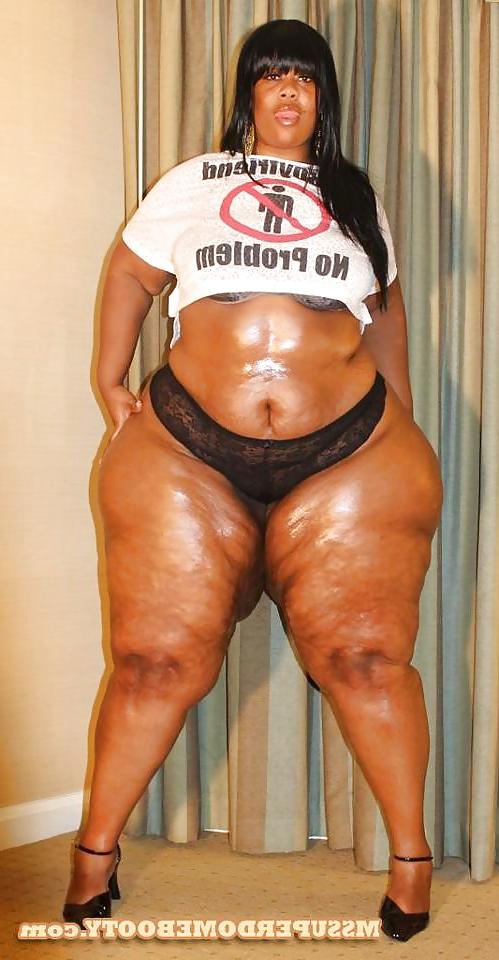 25P Big beautiful woman