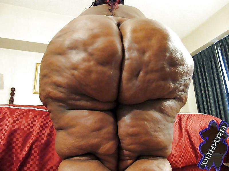 25P Big beautiful woman