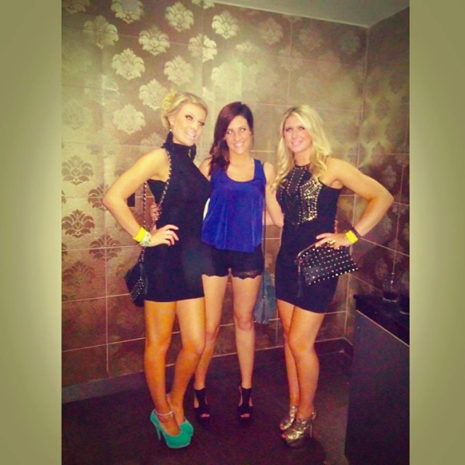 25P Anglaises en talon Engilsh babes in high heels ep7