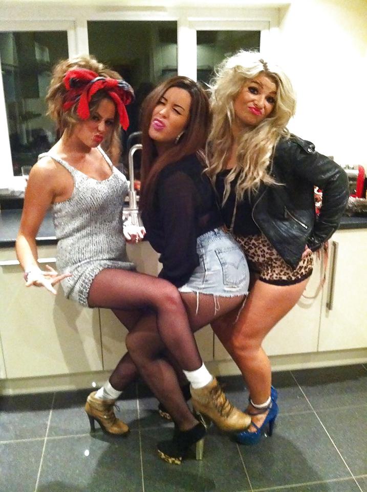 25P Anglaises en talon Engilsh babes in high heels ep7