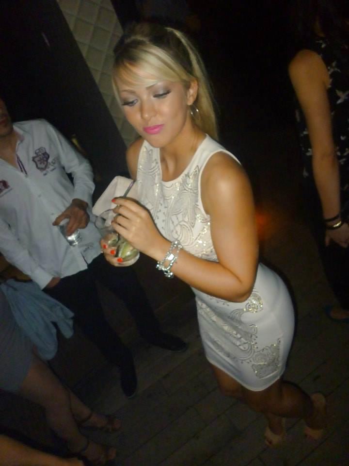 25P Anglaises en talon Engilsh babes in high heels ep7