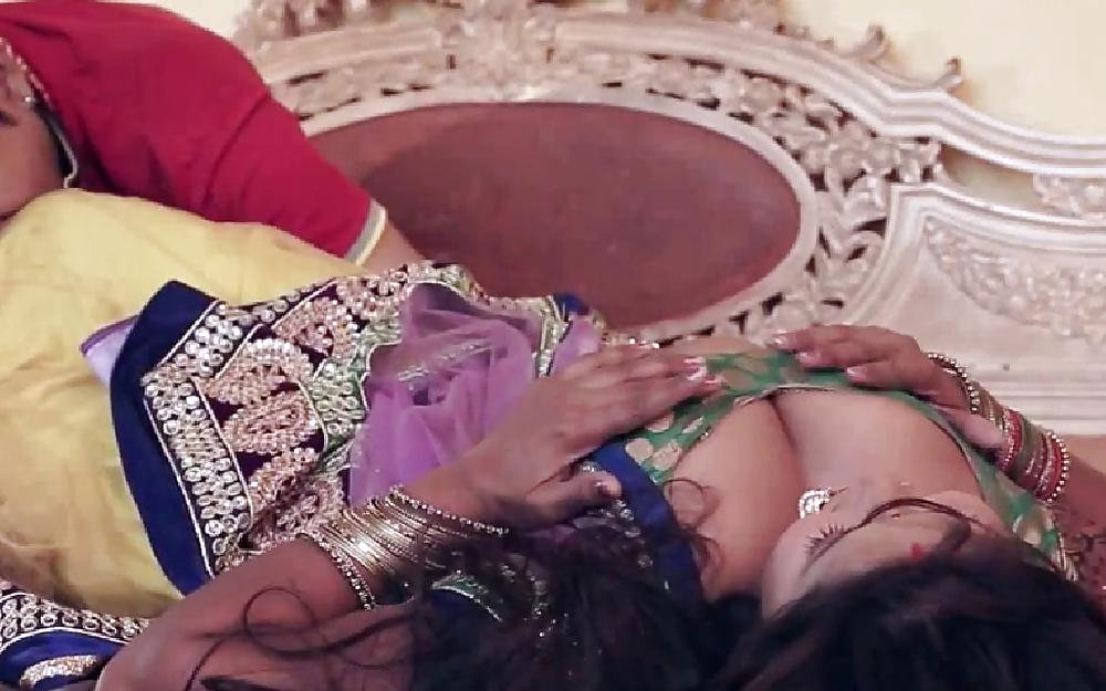 13P Indian aunty want young cock
