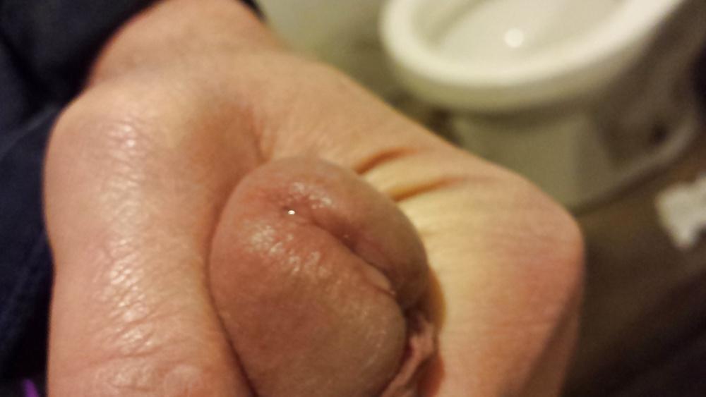 5P Hoping to have glory hole fun 