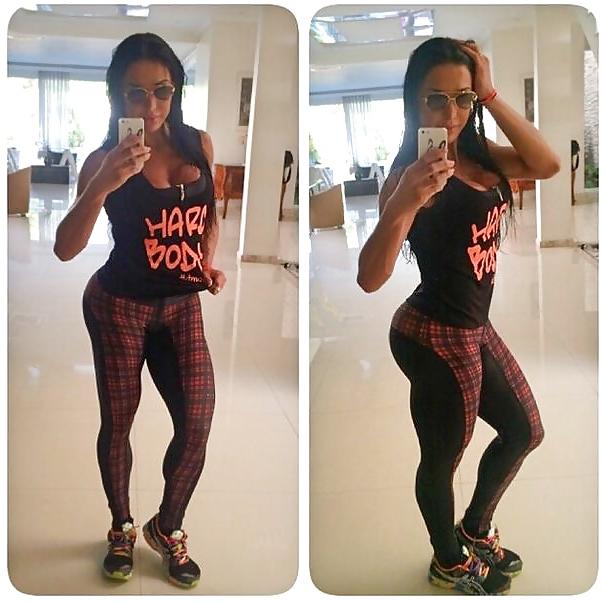 25P Sport Muscules Sexy Girl