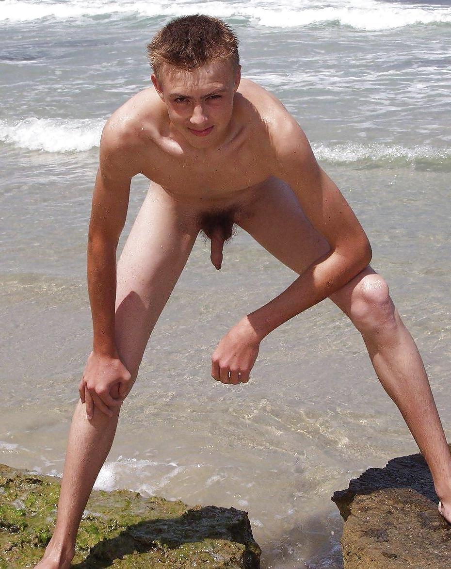 25P Young Gays 
