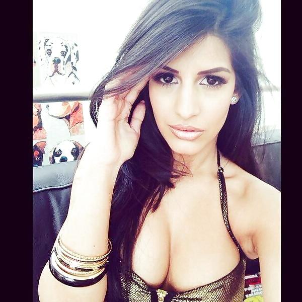 25P INDIAN GIRLS