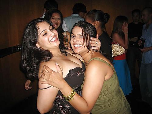 15P Indian teen nude 1