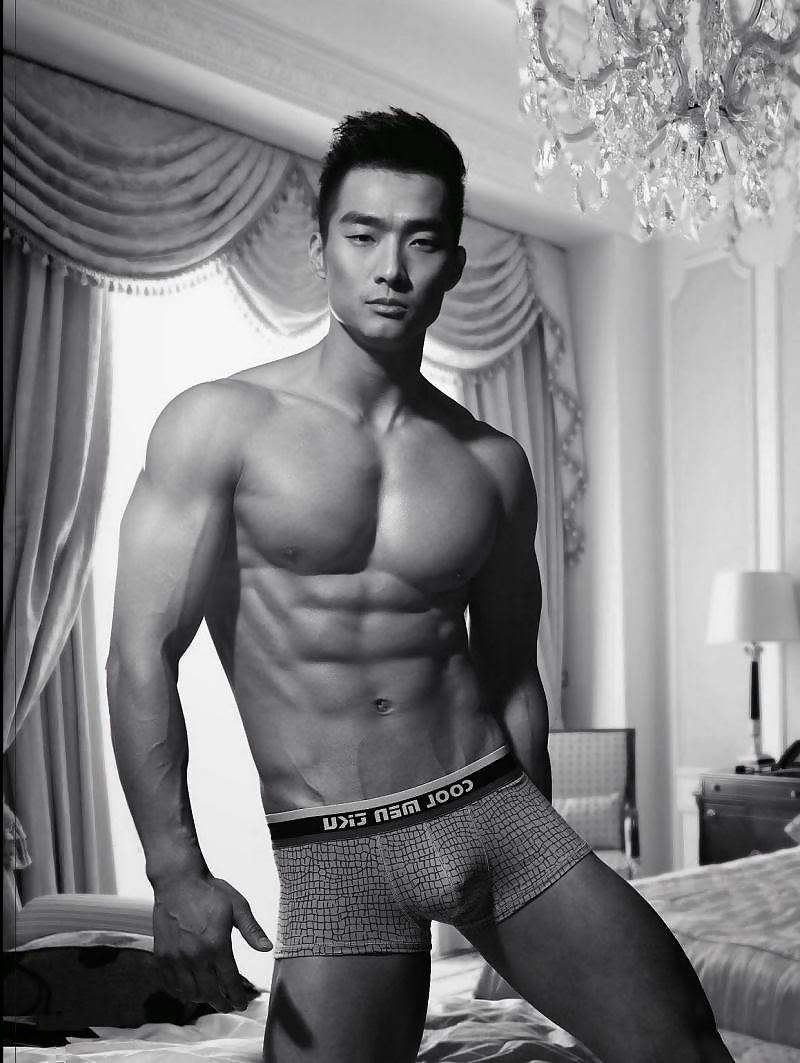 21P Asian gays in underwear