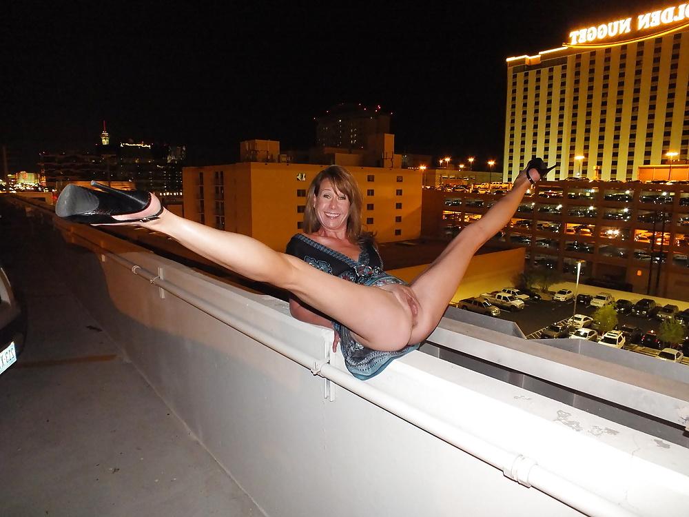 25P Horny Mommies, Cougars and MILFs 01