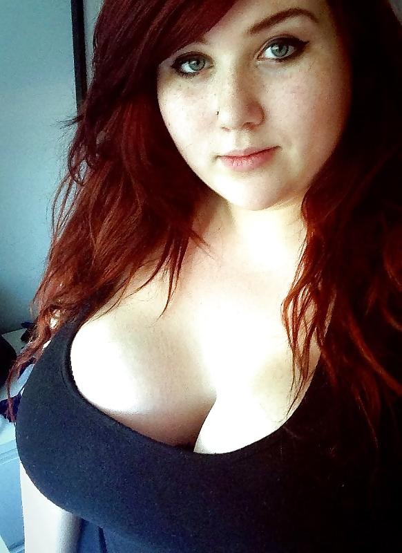 24P Babes with great boobs!