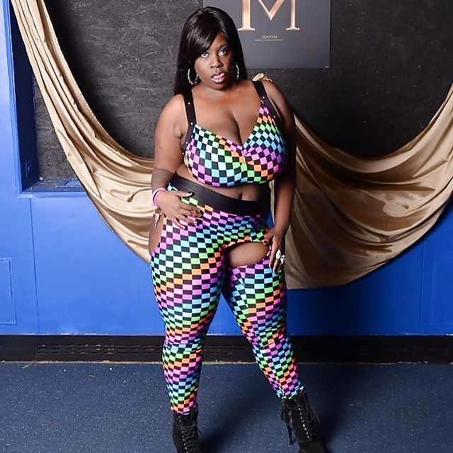 25P Big Girls 43 Ibstroking!!!!!
