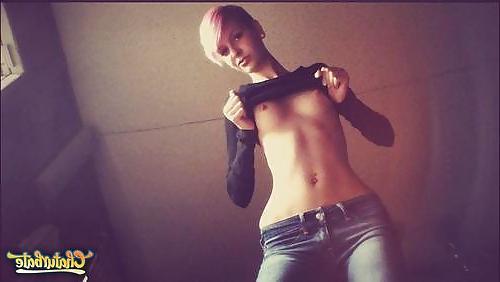 25P Small tits