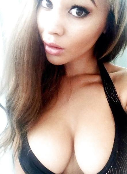 18P Sexy Amateur Bikini Babes #5