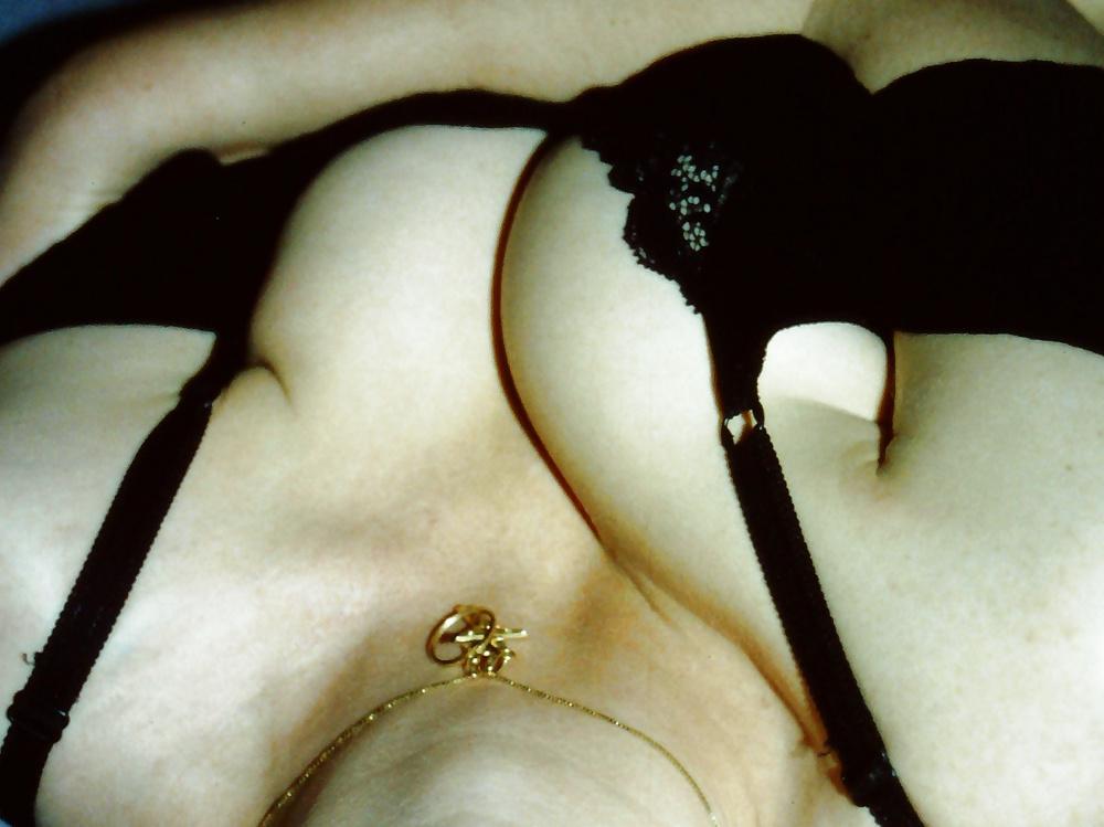 25P SAG - Cleavage, Udders, Boobs, Tits 03