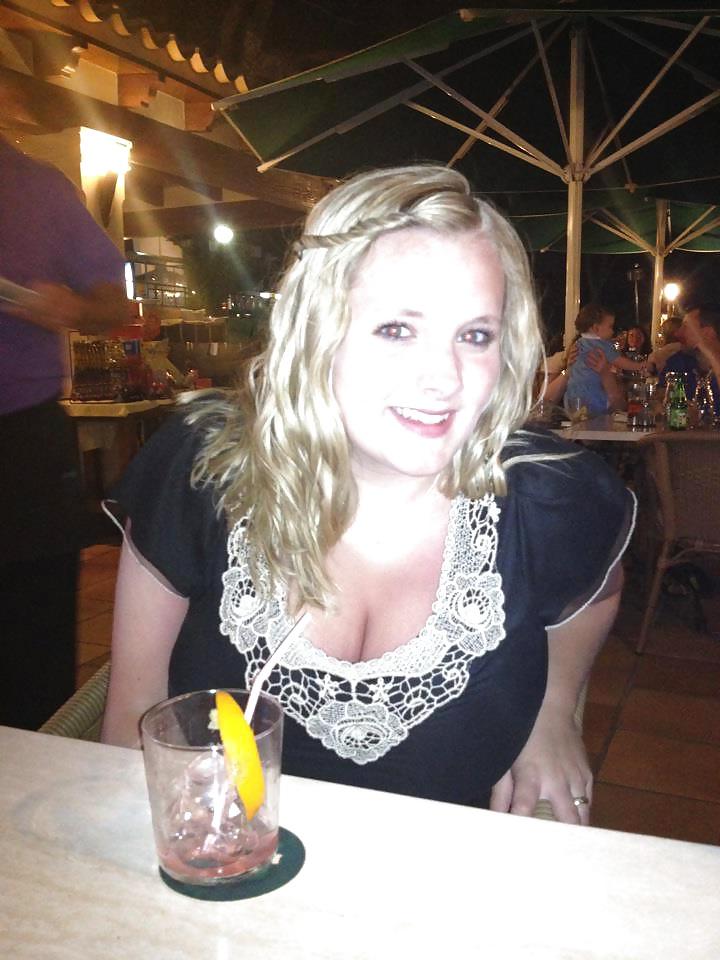 6P English Girl With Large Boobs