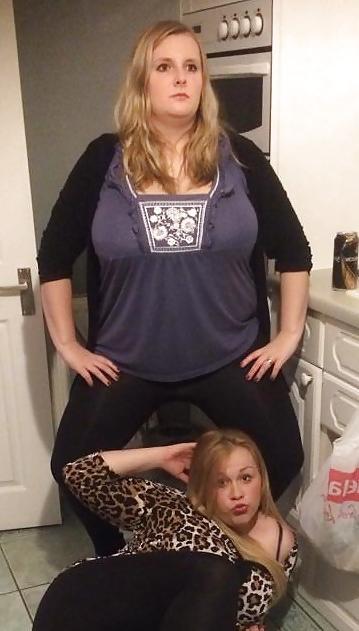6P English Girl With Large Boobs