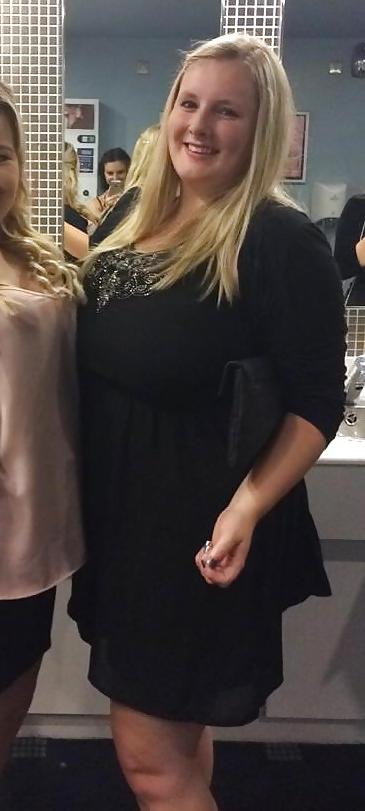 6P English Girl With Large Boobs