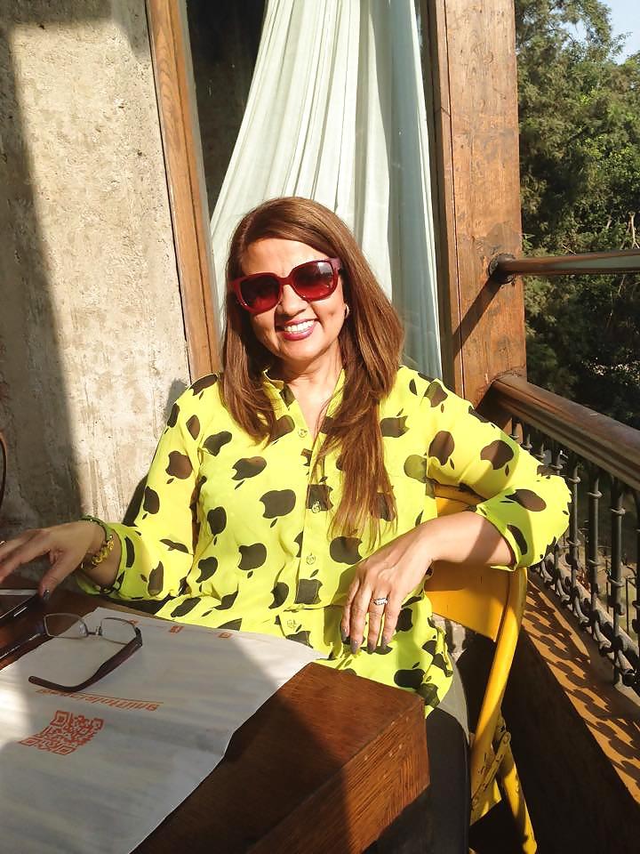 4P MRS TALWAR (sexy indian milf)