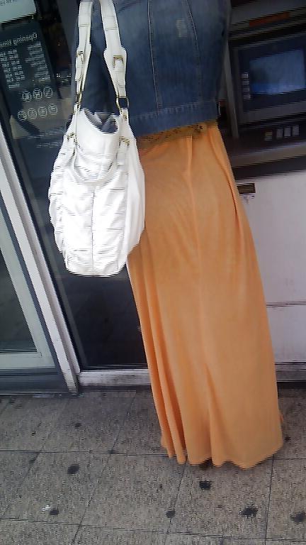 9P Girls i caught walking around