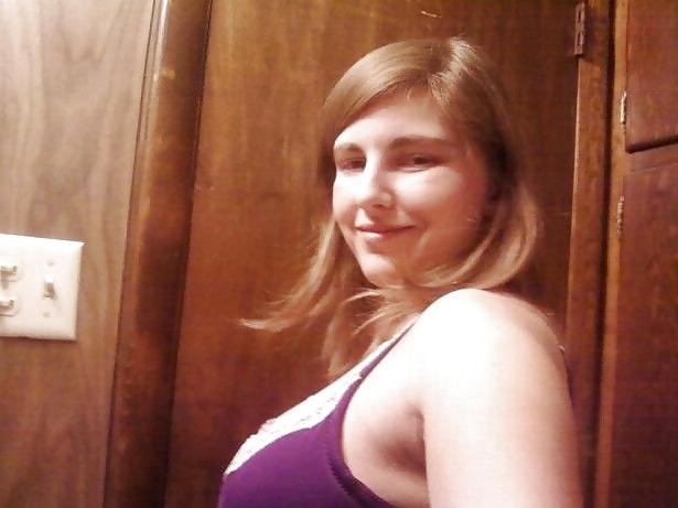 25P Big tits hairy girl