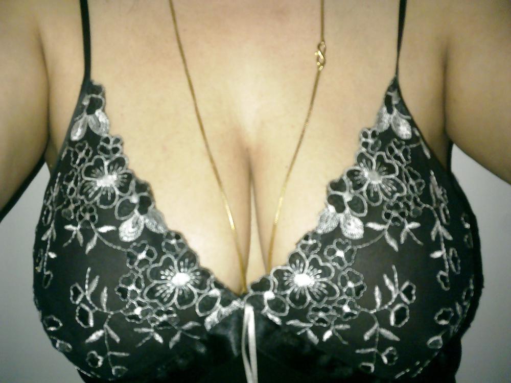 15P Indian house wife 10