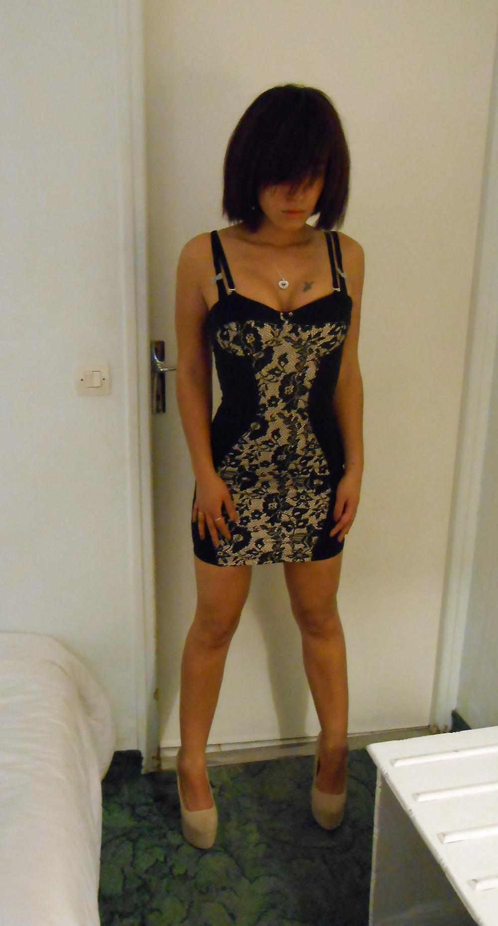 24P Beurette leila sexy hot 1