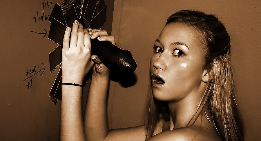 8P Gloryhole girl