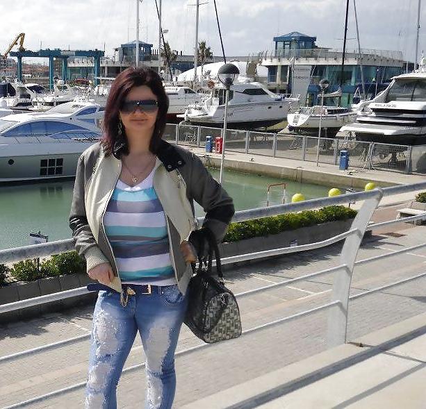 22P Romanian Huge Tits Amateur 31