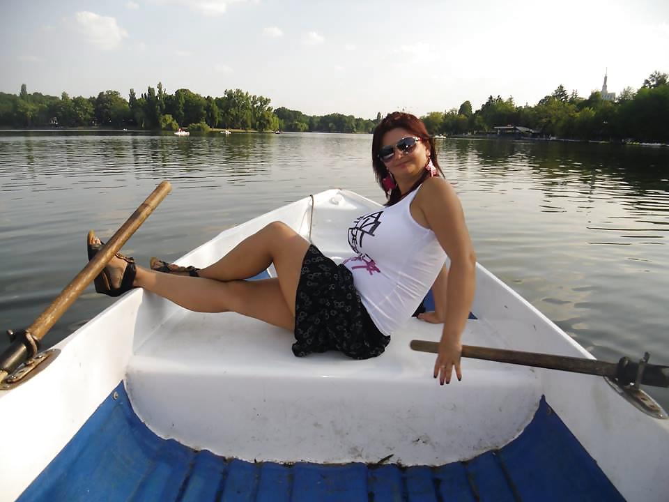 22P Romanian Huge Tits Amateur 31
