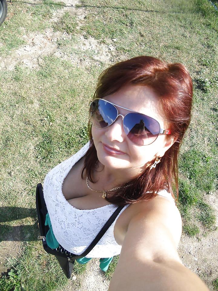 22P Romanian Huge Tits Amateur 31
