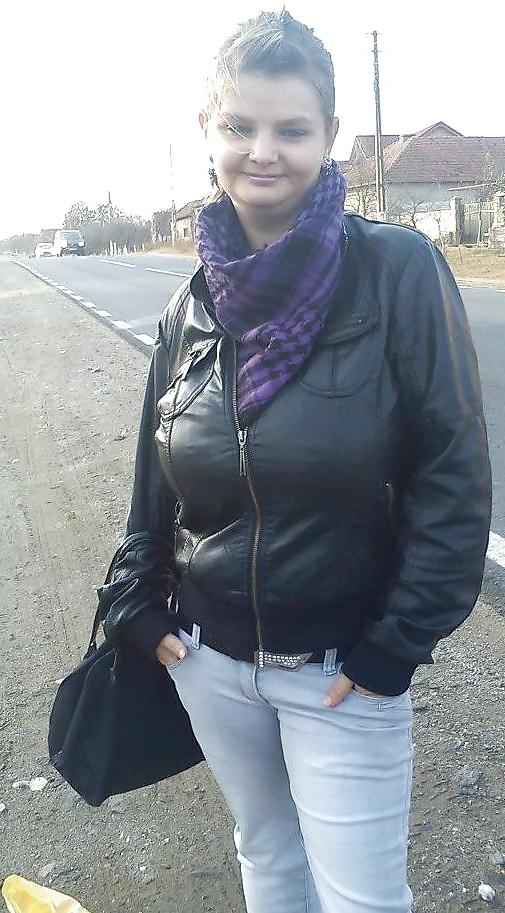 22P Romanian Huge Tits Amateur 31