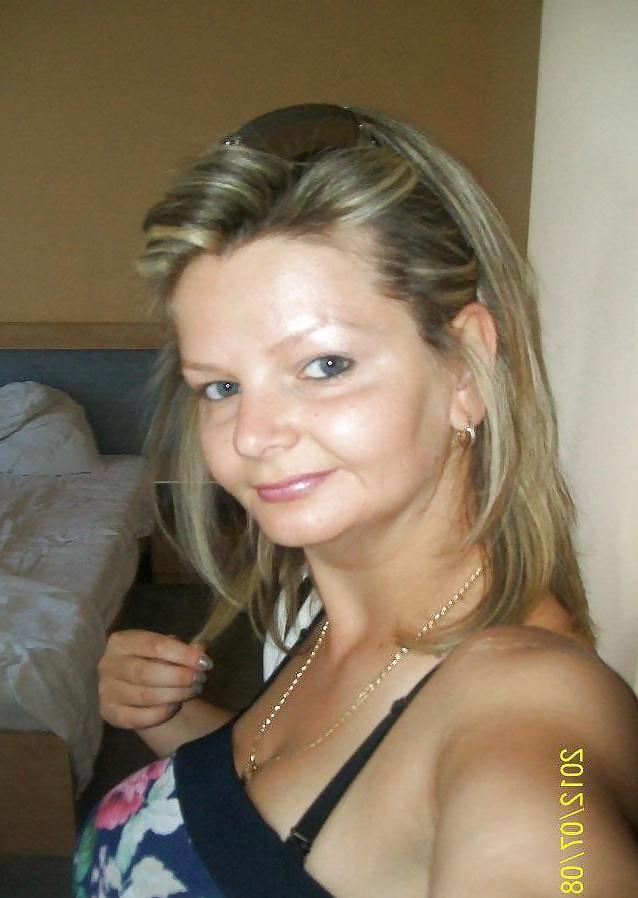 22P Romanian Huge Tits Amateur 31