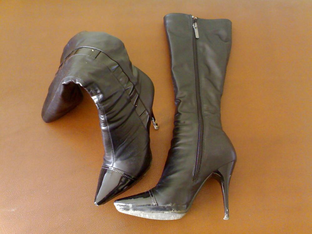 5P Cum on sexy boots on heels