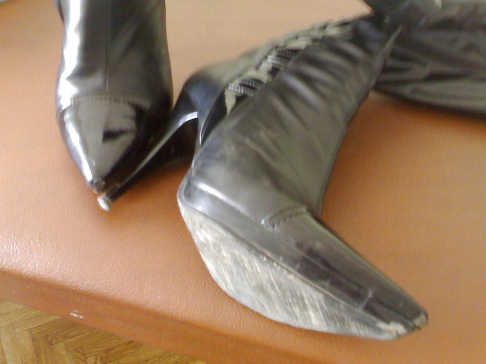 5P Cum on sexy boots on heels