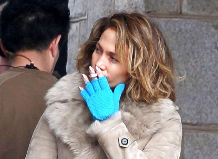 5P Hot Smoking Celebs