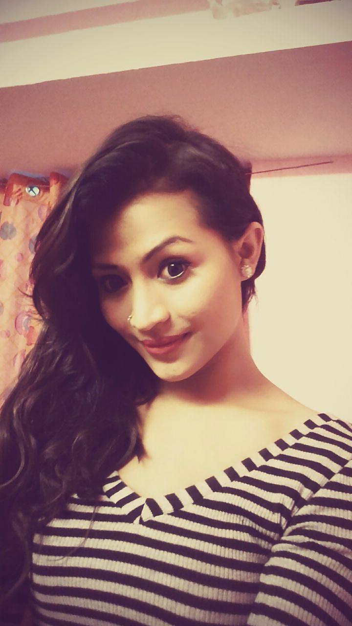 5P Cute indian shemale