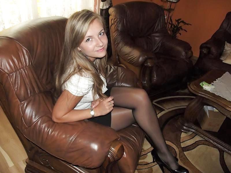 25P Sexy as hell pantyhose babes 5
