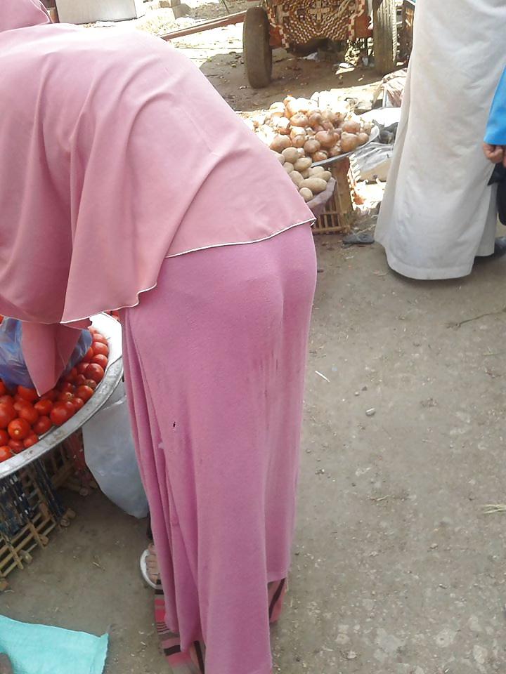 25P Egyptian mom ass