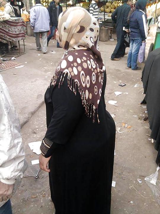 25P Egyptian mom ass