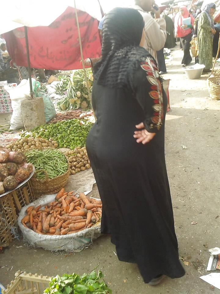 25P Egyptian mom ass