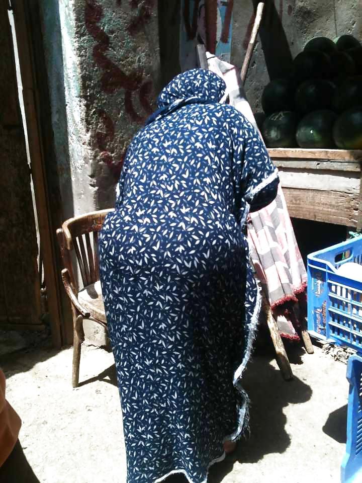 25P Egyptian mom ass